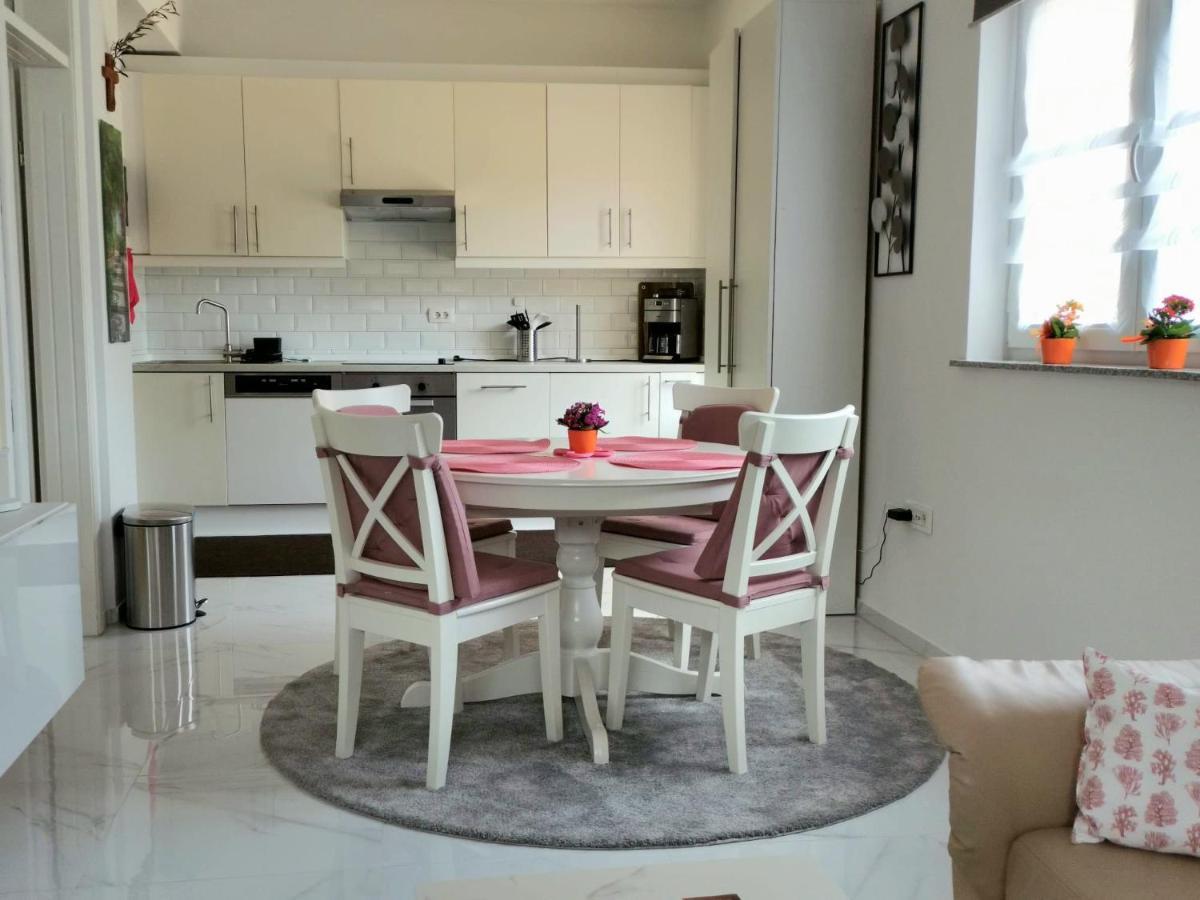 Apartment Grazia Pula Zewnętrze zdjęcie